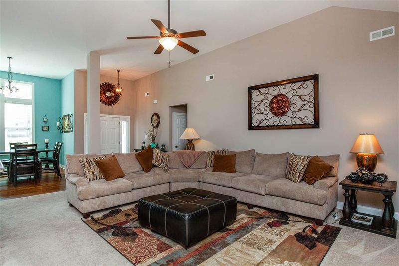 18 Roasted Nut Ln, Smithfield, NC 27577