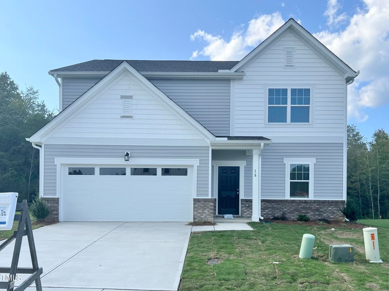 18 Rolling Banks Dr, Louisburg, NC 27549