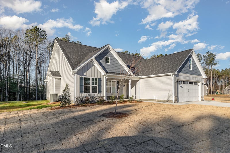18 S Rowsham Pl, Smithfield, NC 27577