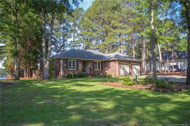18 Sandy Point, Sanford, NC 27332