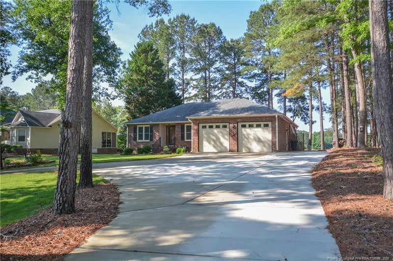 18 Sandy Point, Sanford, NC 27332