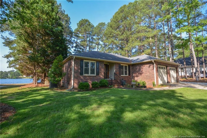 18 Sandy Point, Sanford, NC 27332