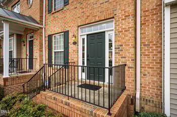 18 Scottish Ln, Durham, NC 27707