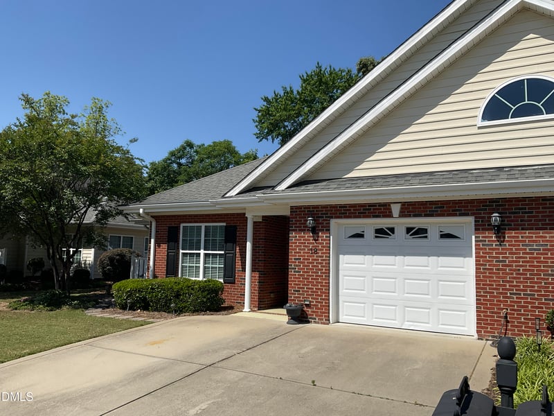 18 Stonegate Dr #2a, Angier, NC 27501