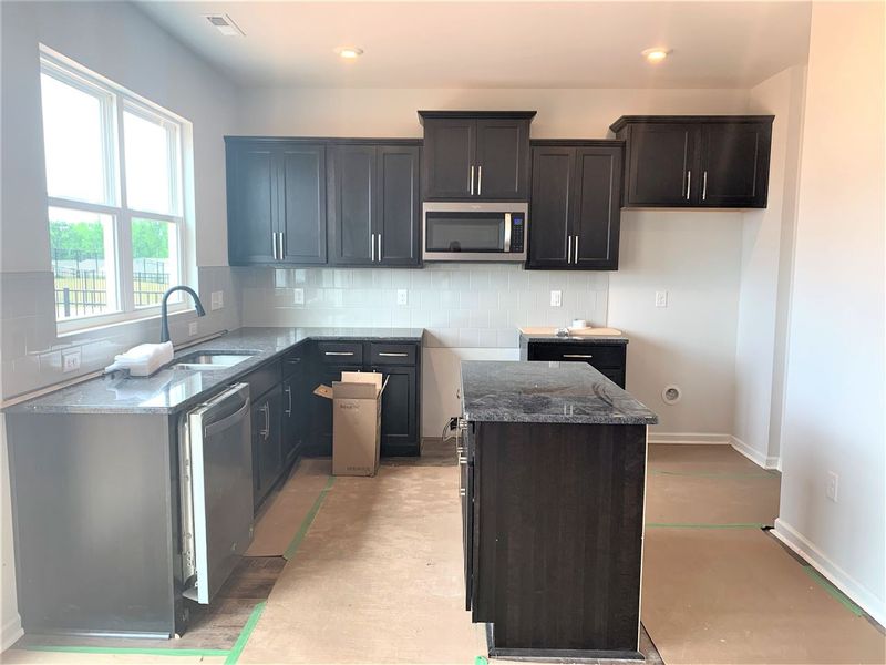 18 S Stonehaven Way #253, Clayton, NC 27527