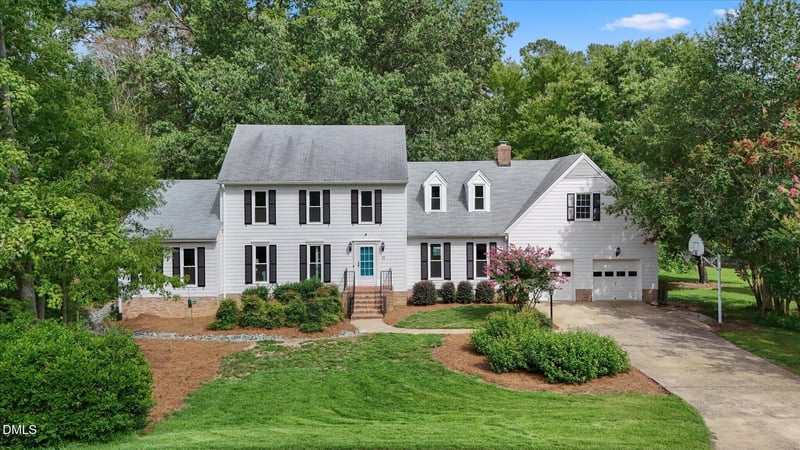 18 Surrey Ln, Durham, NC 27707