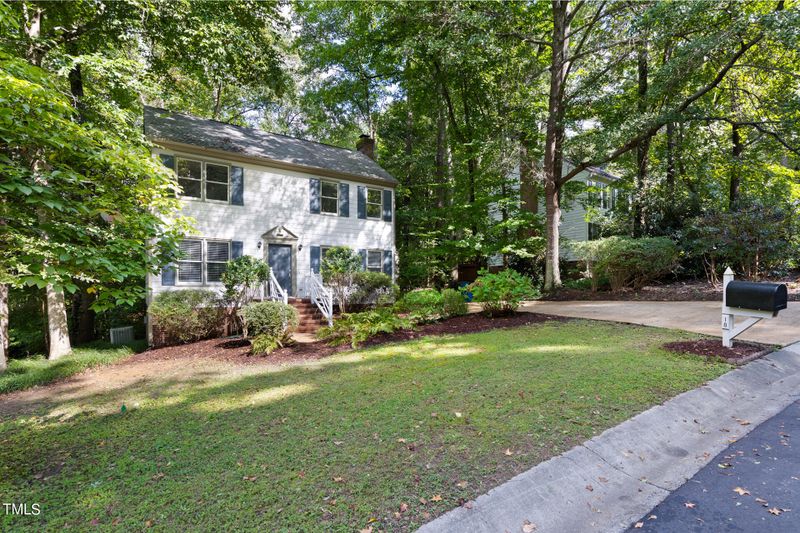18 Thorne Ridge Dr, Durham, NC 27713