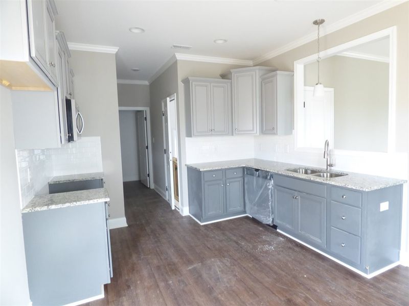 18 Tiller Dr, Benson, NC 27504