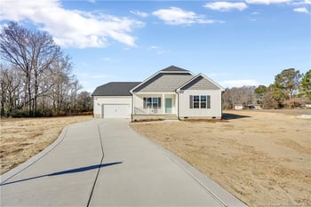 180 Cedar Wind Ln, Fuquay Varina, NC 27526
