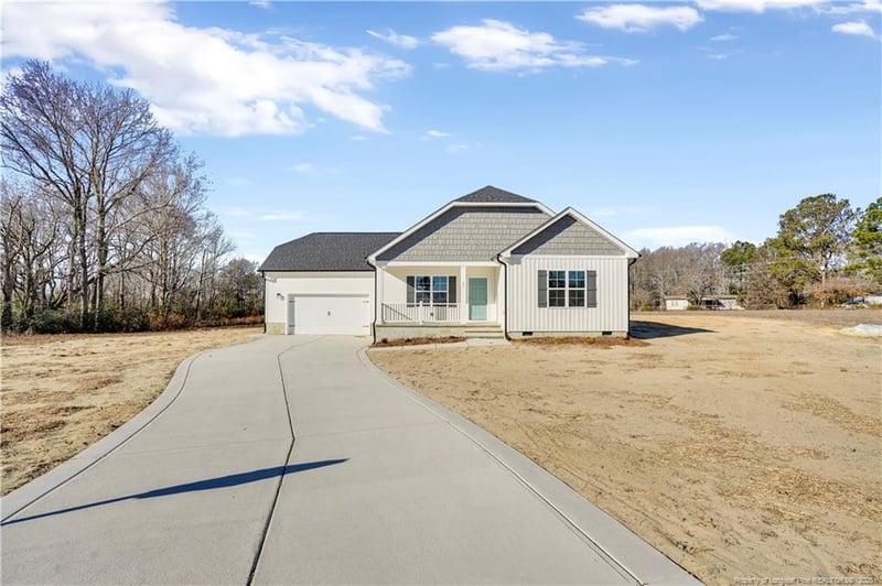 180 Cedar Wind Ln, Fuquay Varina, NC 27526