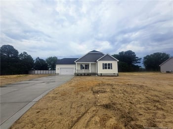 180 Cedar Wind Ln, Fuquay Varina, NC 27526