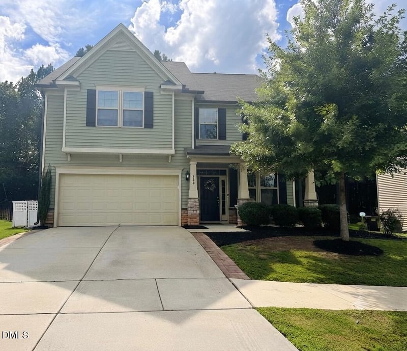 180 Clubhouse Dr, Youngsville, NC 27596