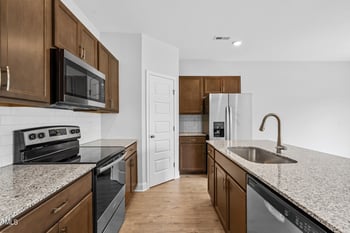 180 Cowlily Ct, Smithfield, NC 27577