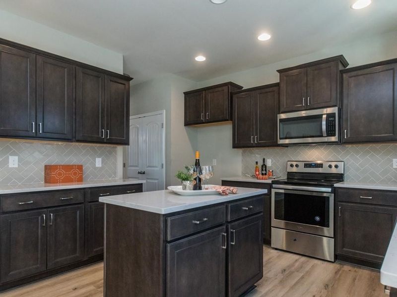 180 Creekhaven Dr #86, Angier, NC 27501