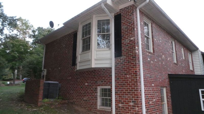 180 Fairway Dr, Roxboro, NC 27574