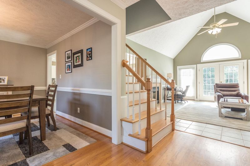 180 Foxglove Dr, Garner, NC 27529