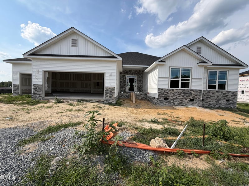 180 Galway Rd, Lillington, NC 27546