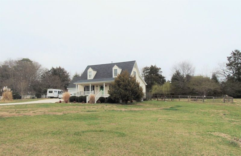 180 Glendale Dr, Youngsville, NC 27596