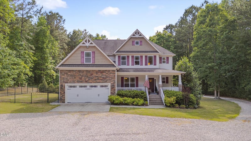 180 Great Woods Ln, Youngsville, NC 27596