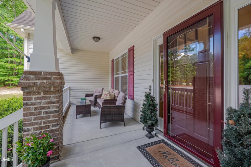 180 Great Woods Ln, Youngsville, NC 27596