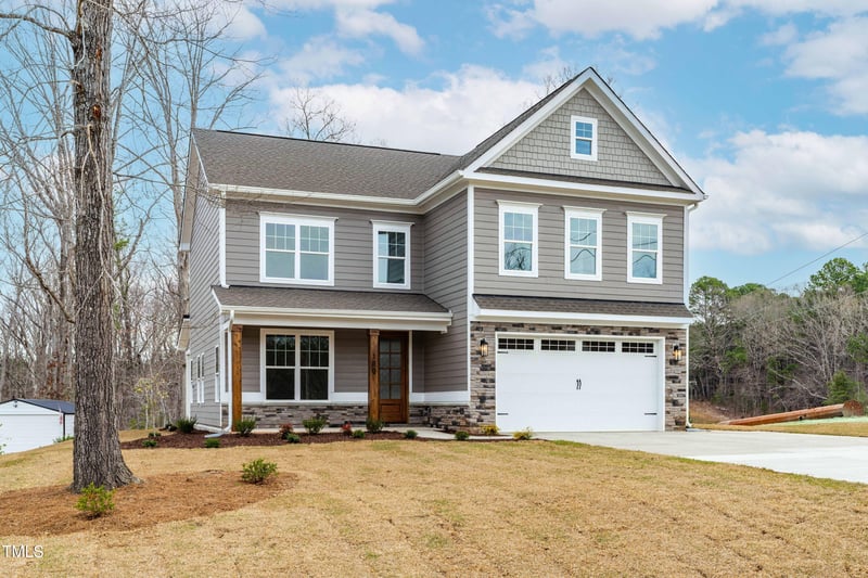 180 Greenwich Dr, Sanford, NC 27330