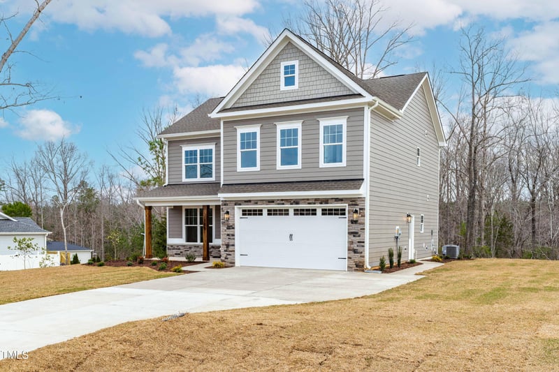 180 Greenwich Dr, Sanford, NC 27330