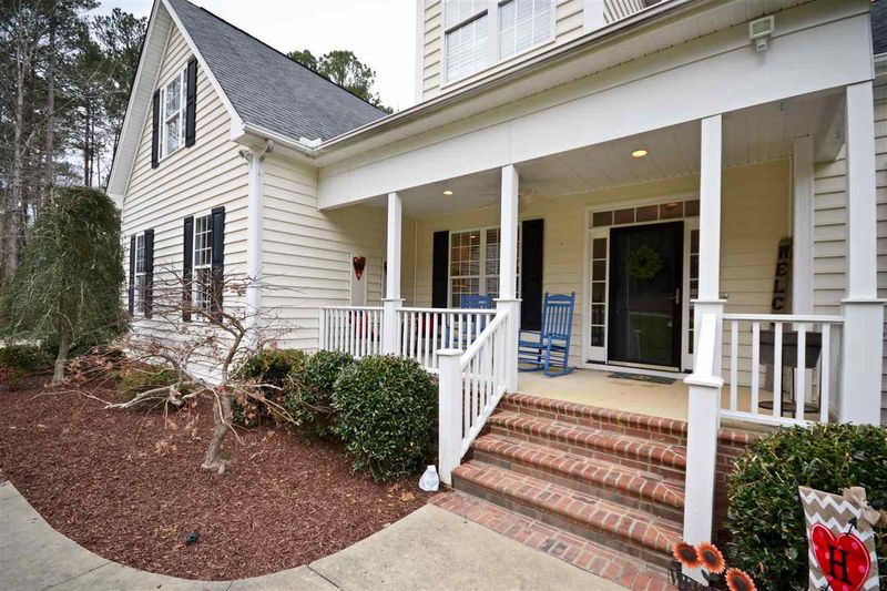 180 Highview Dr, Youngsville, NC 27596