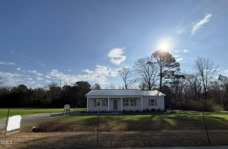 180 Jacobs Ridge Dr, Four Oaks, NC 27524