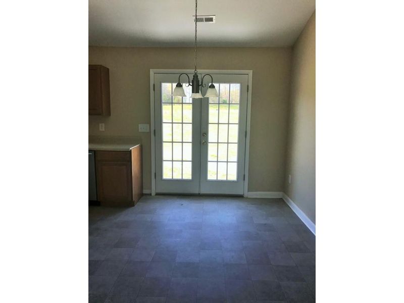 180 Melmark Dr, Burlington, NC 27217