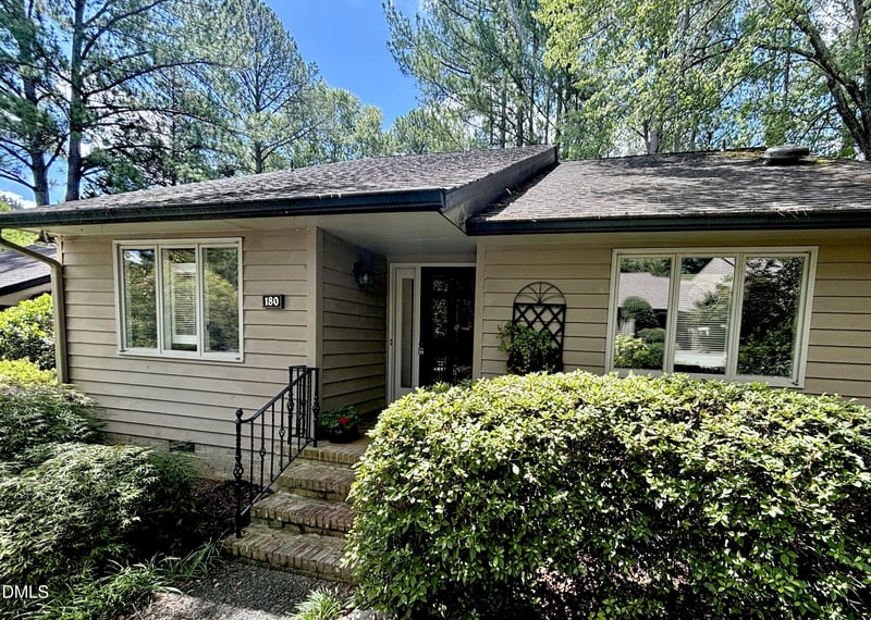 180 Montrose Dr, Durham, NC 27707