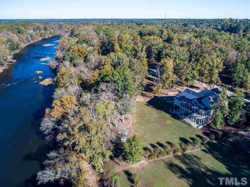 180 Olde Ferry Ln, Dunn, NC 28334