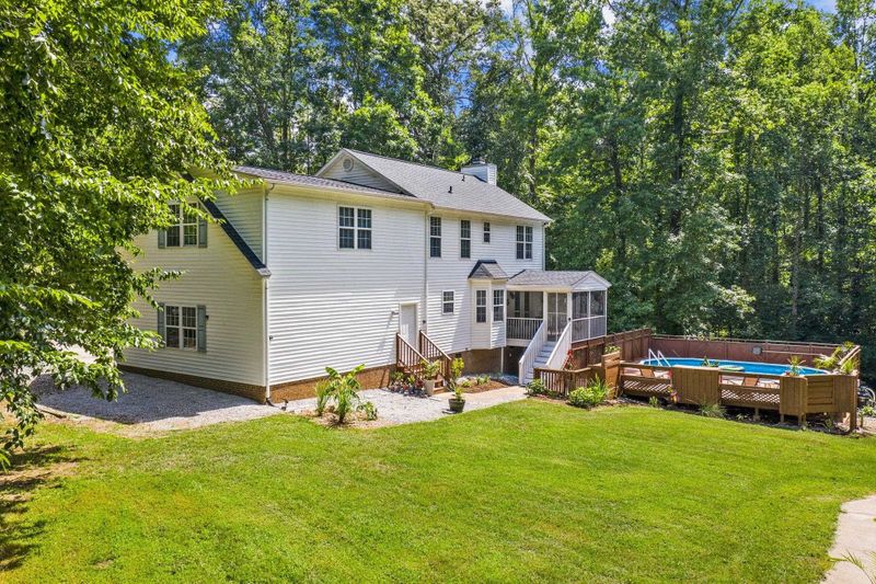 180 Palmer Dr, Clayton, NC 27527