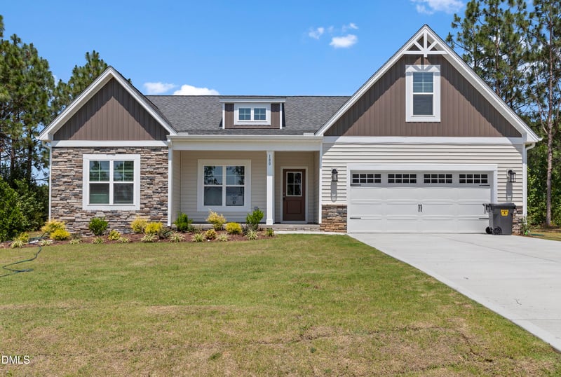 180 Rabbit Run Dr, Smithfield, NC 27577