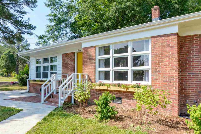 1800 Charles St, Raleigh, NC 27610