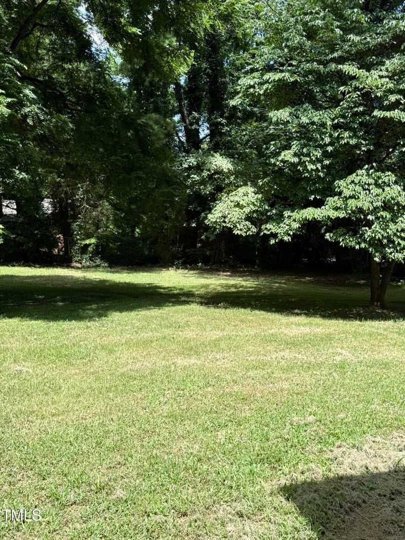 1800 Kirkwood Dr, Durham, NC 27705