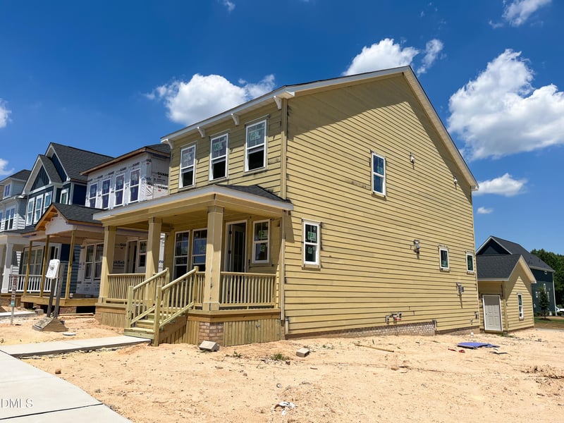 1800 Lumineer Ln, Wendell, NC 27591