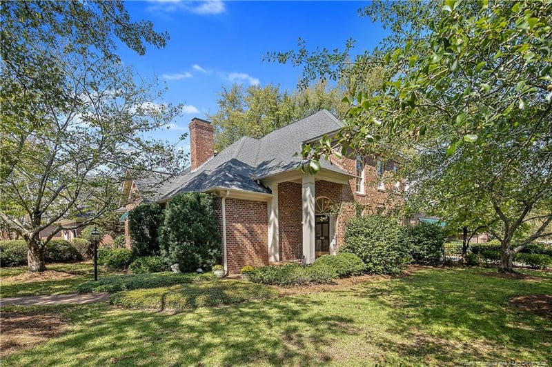 1800 Pugh St, Fayetteville, NC 28305