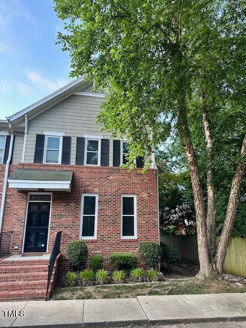 1800 Saluda Ct, Raleigh, NC 27608