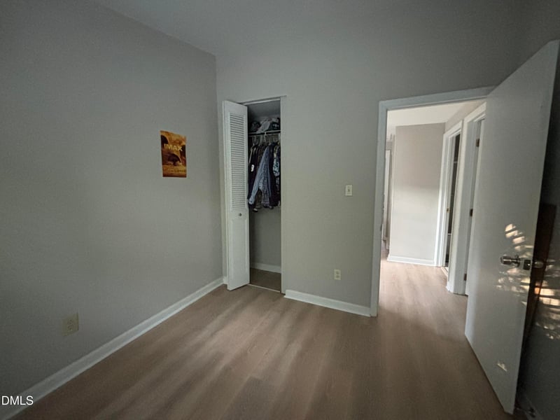 1800 Sara Ln, Raleigh, NC 27606