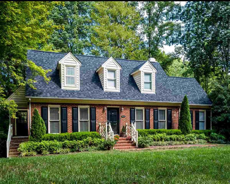 1800 Spiny Ridge Ct, Raleigh, NC 27612
