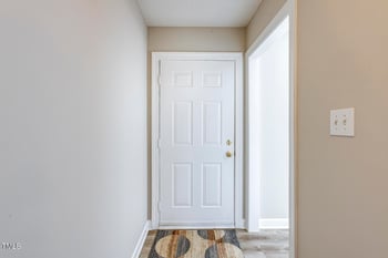 1800 Stroll Cir, Fuquay Varina, NC 27526