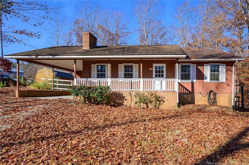 1800 Sylvan Ct, Sanford, NC 27330