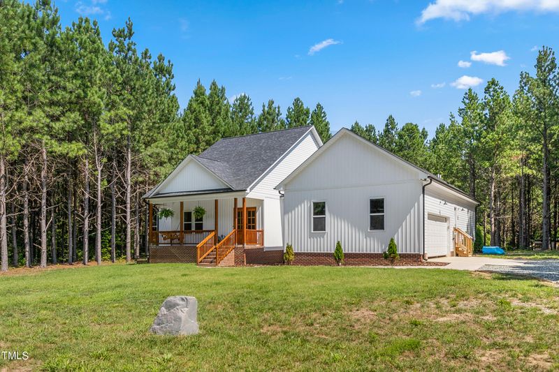 1800 Willie Pace Rd, Burlington, NC 27217