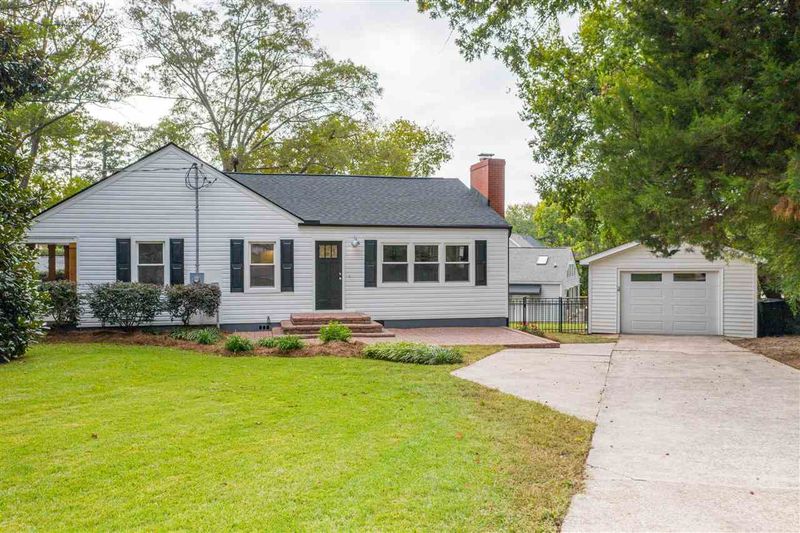 1801 Bennett St, Raleigh, NC 27604