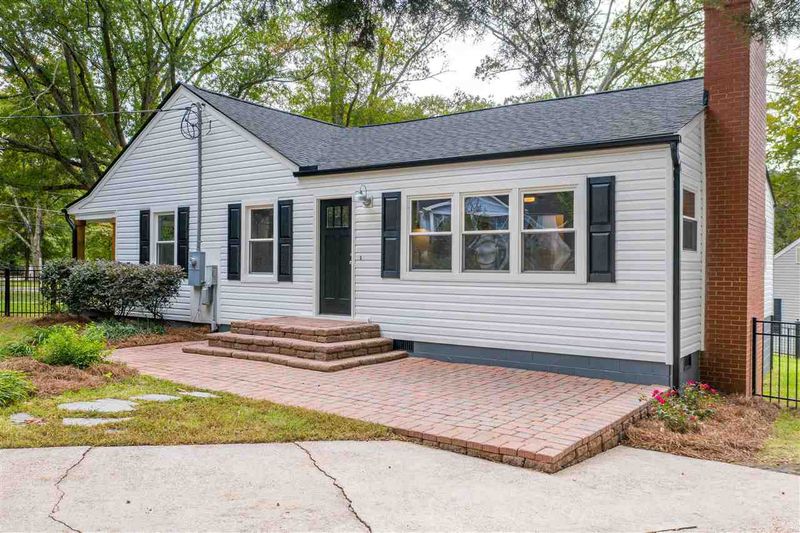 1801 Bennett St, Raleigh, NC 27604