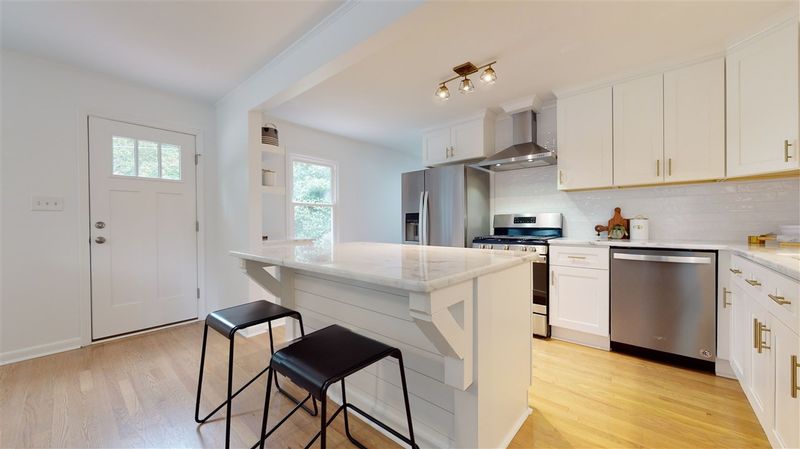 1801 Bennett St, Raleigh, NC 27604