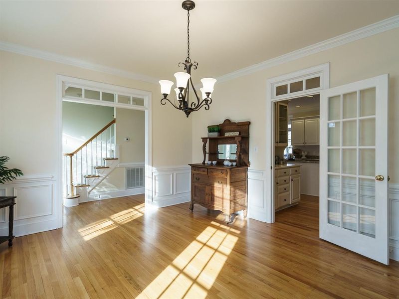 1801 Castalia Dr, Cary, NC 27513