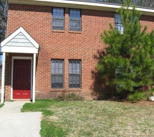 1801 Fox Hollow Dr, Raleigh, NC 27610