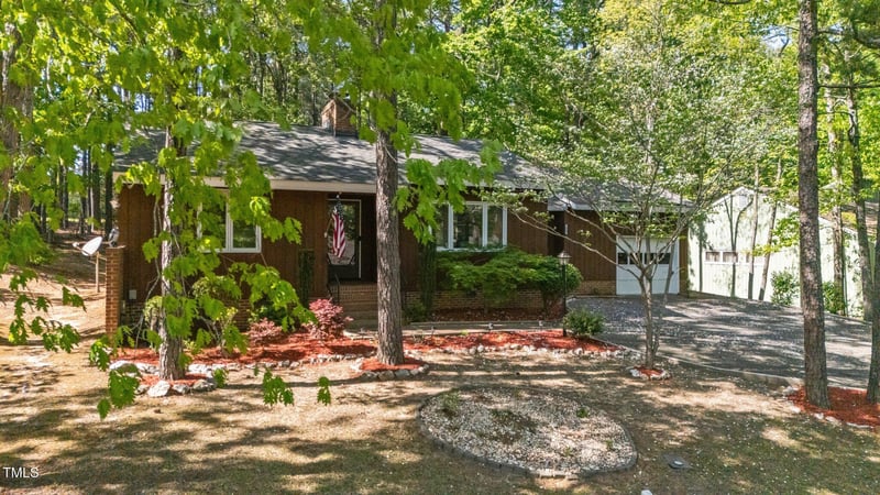 1801 Irish Blvd, Sanford, NC 27332