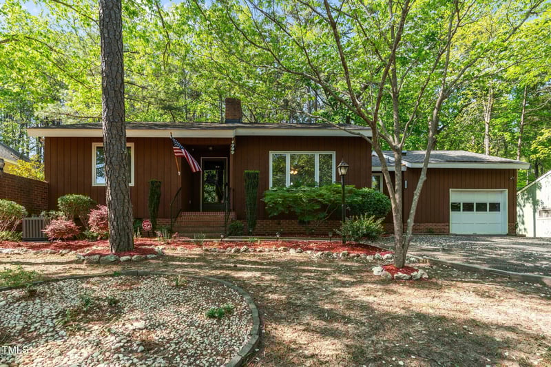 1801 Irish Blvd, Sanford, NC 27332